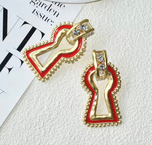 ✨ Bold Red & Gold Keyhole Statement Earrings – Unique Geometric Dangle - Gimmie Jewelry