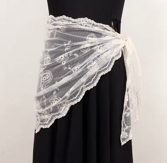 Elegant White Lace Wrap Skirt Overlay – Sheer Vintage-Inspired Waist Shawl