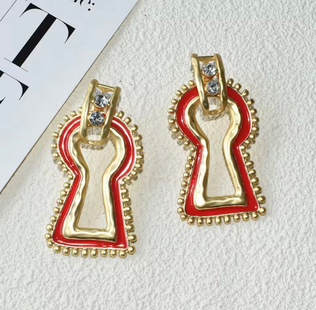 ✨ Bold Red & Gold Keyhole Statement Earrings – Unique Geometric Dangle - Gimmie Jewelry