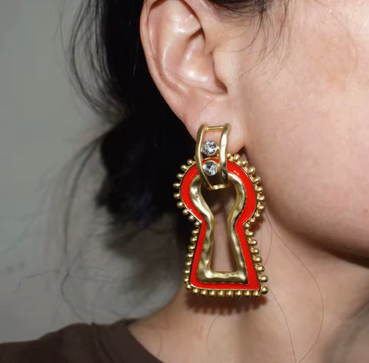 ✨ Bold Red & Gold Keyhole Statement Earrings – Unique Geometric Dangle - Gimmie Jewelry