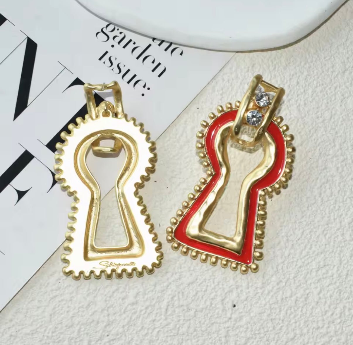 ✨ Bold Red & Gold Keyhole Statement Earrings – Unique Geometric Dangle - Gimmie Jewelry